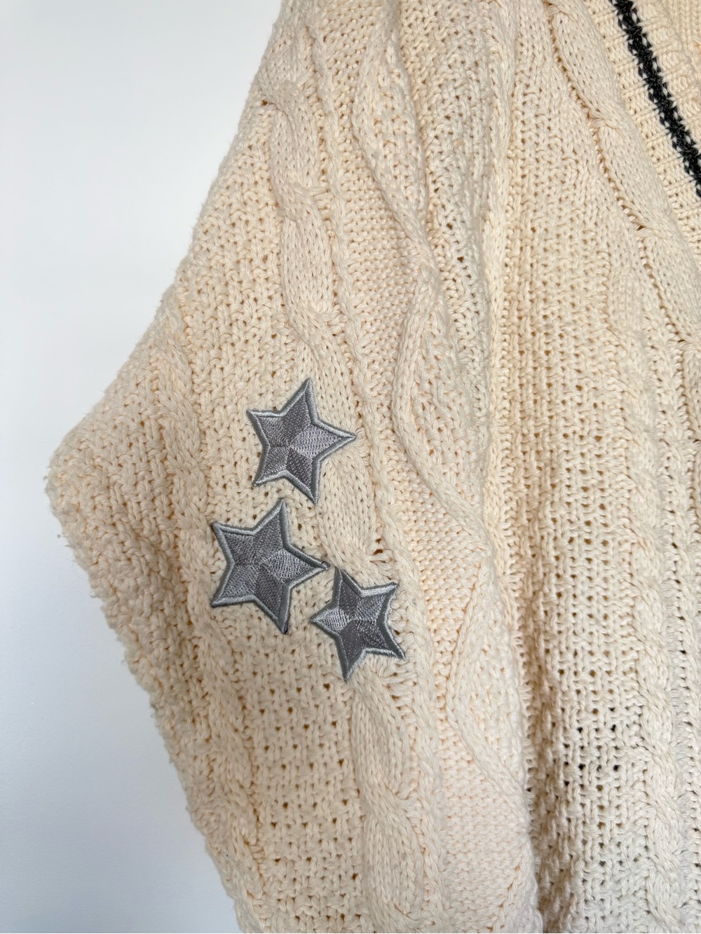 ORIGINAL AUTHENTIC Taylor Swift Folklore Cardigan - Picture 3 of 4